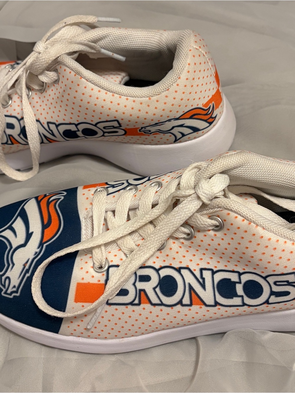 Denver Broncos White Navy Orange Team Sneakers Women’s Size 7 - Picture 4 of 7